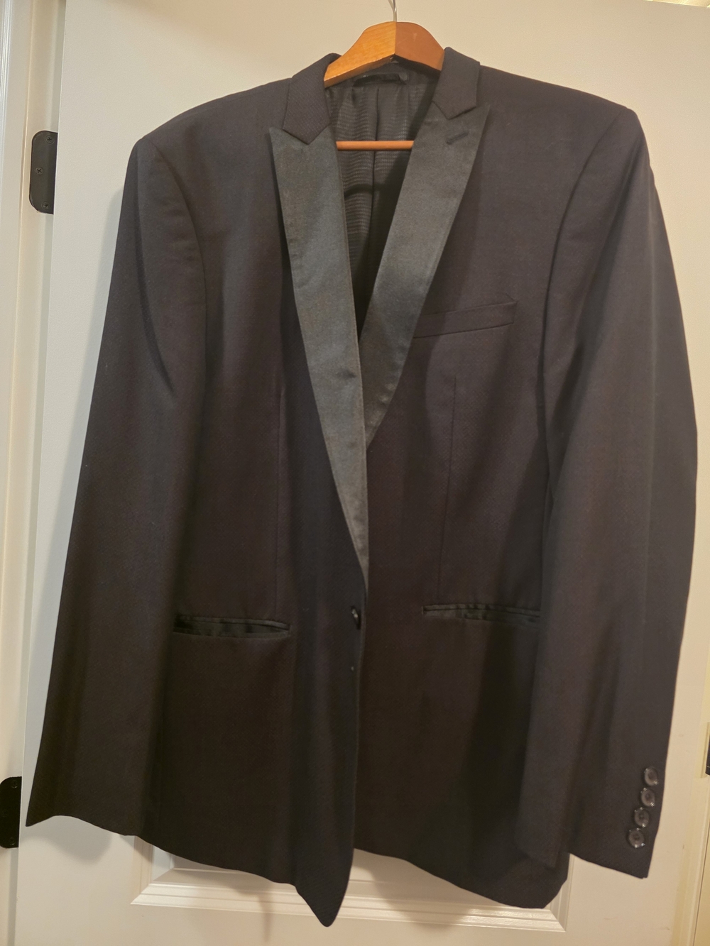 Calvin Klein Black Satin-Lapel Tuxedo Jacket